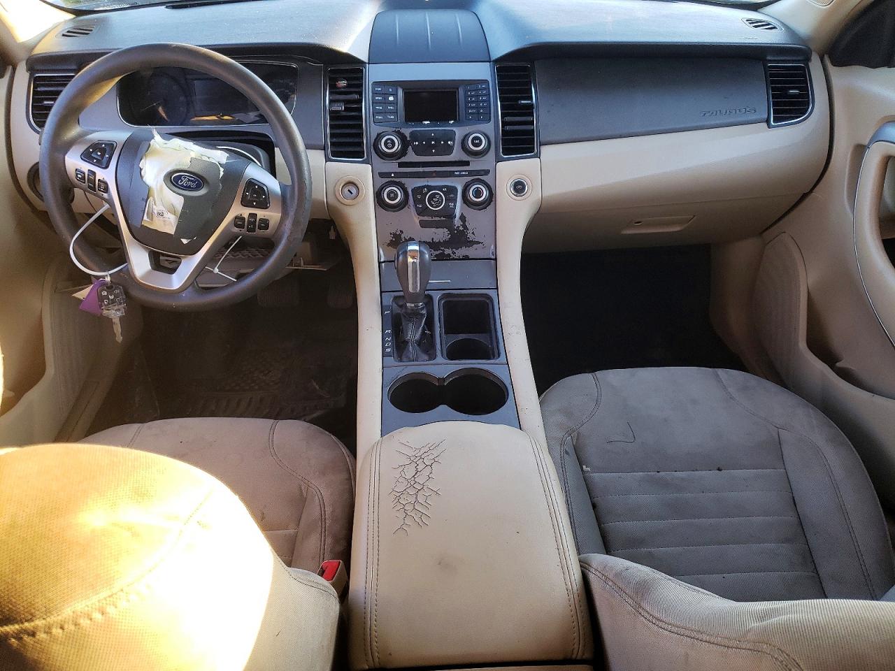 Ford Taurus Se