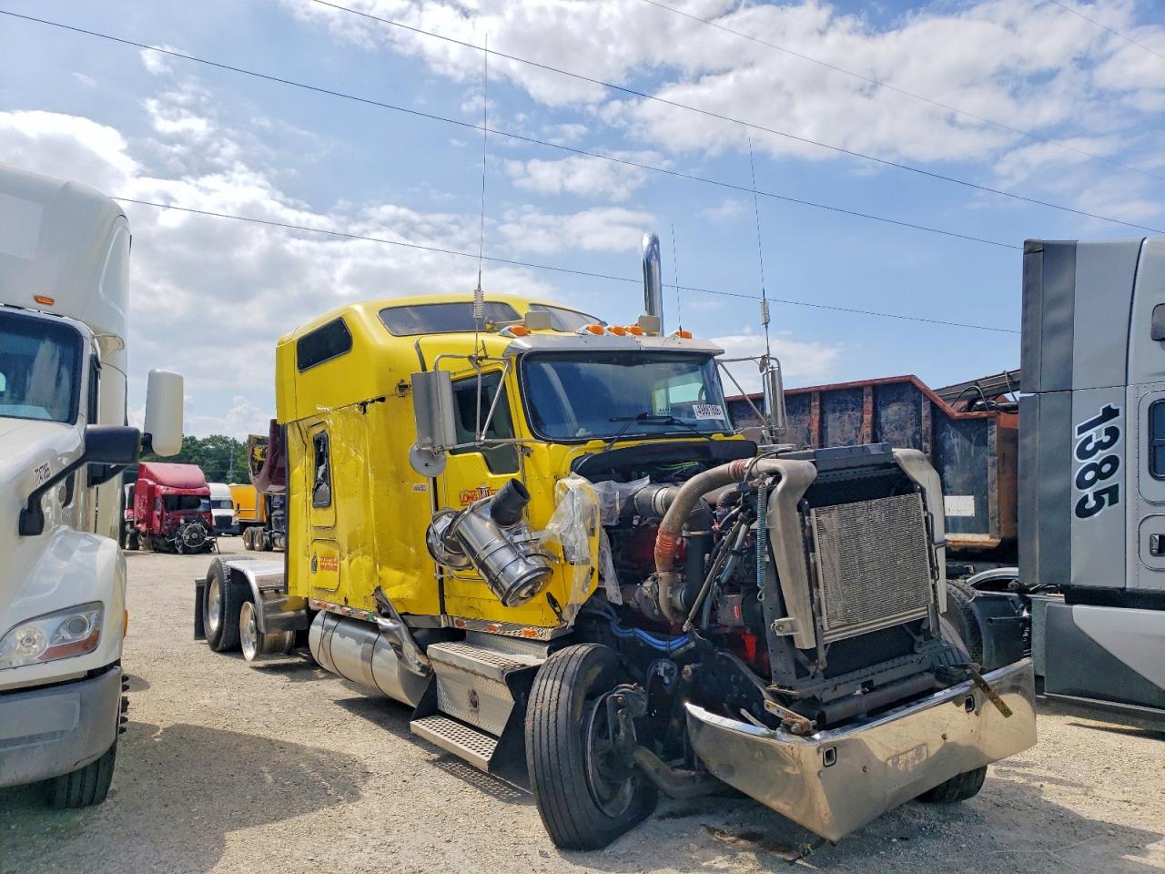 Salvage Kenworth Construction Image