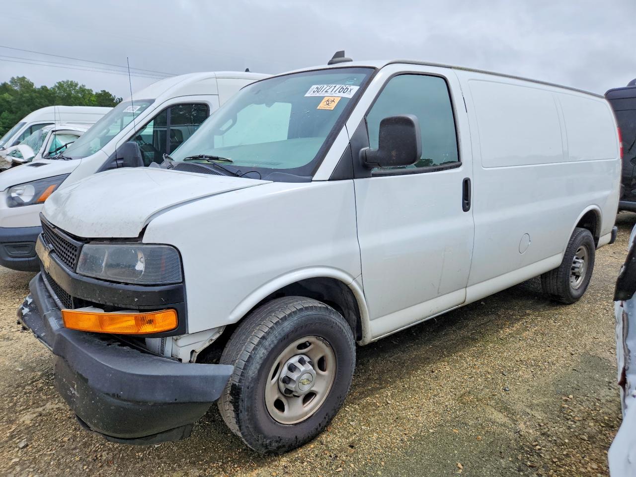 Salvage Chevrolet Express Image