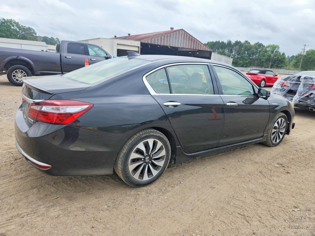 Honda Accord Touring Hybrid