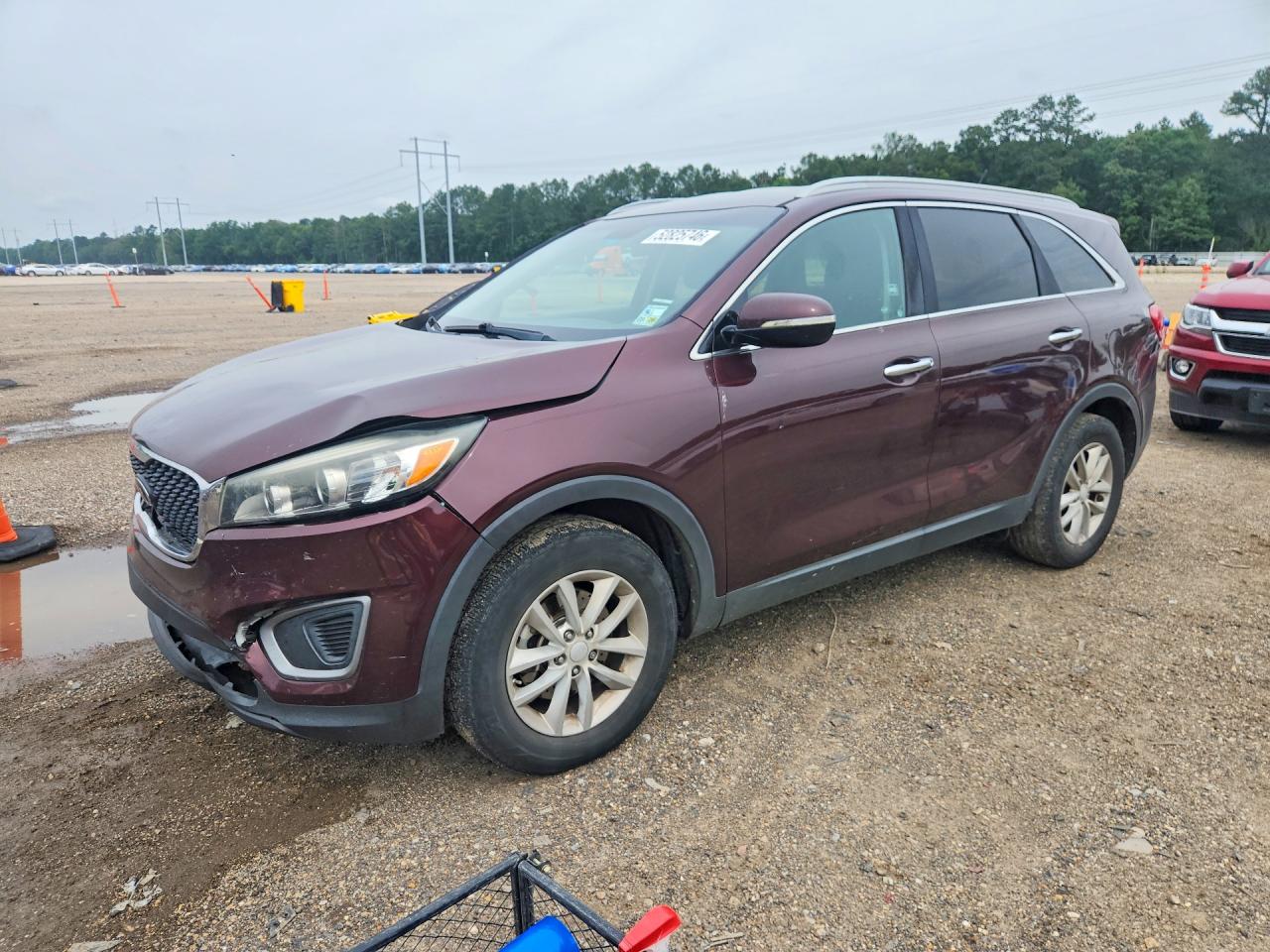 Salvage Kia Sorento Image