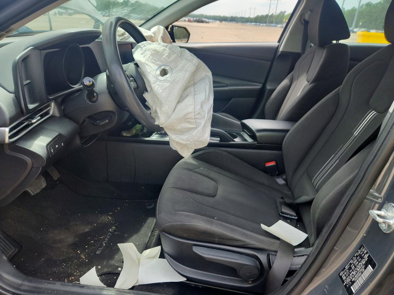 Hyundai ELANTRA Sel
