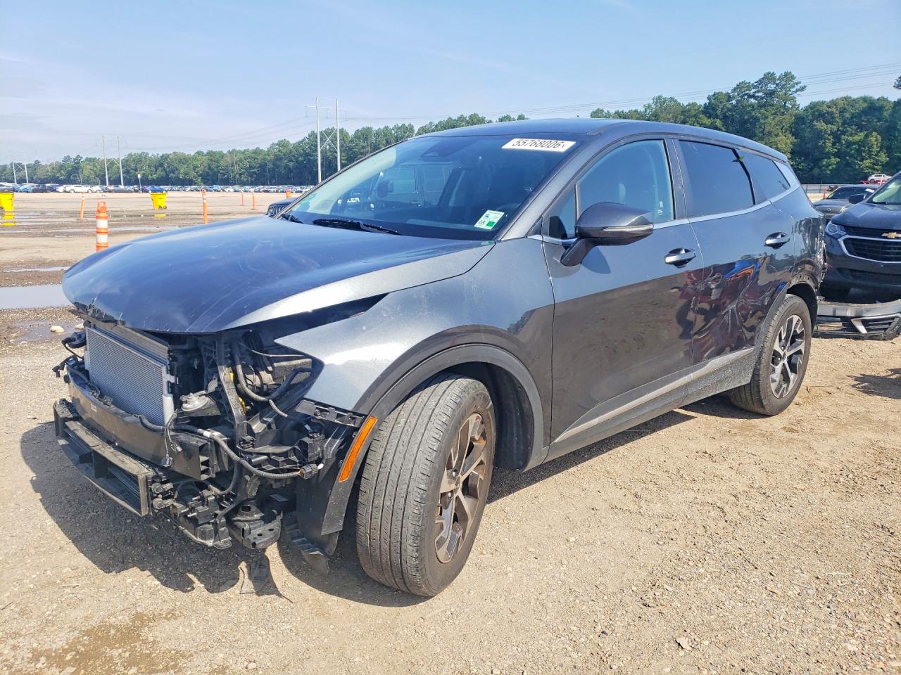 Salvage Kia Sportage Image