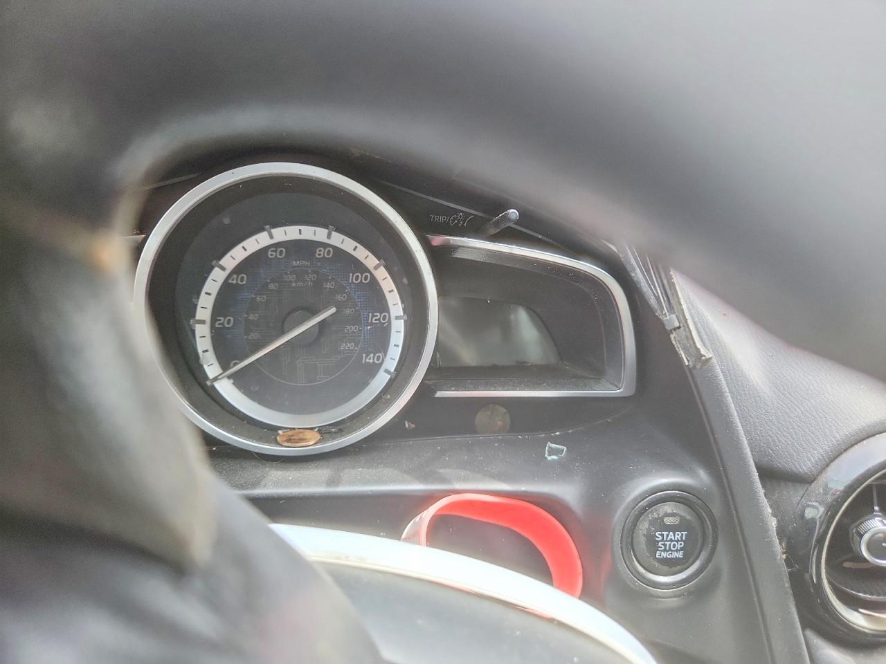 Toyota Yaris Base
