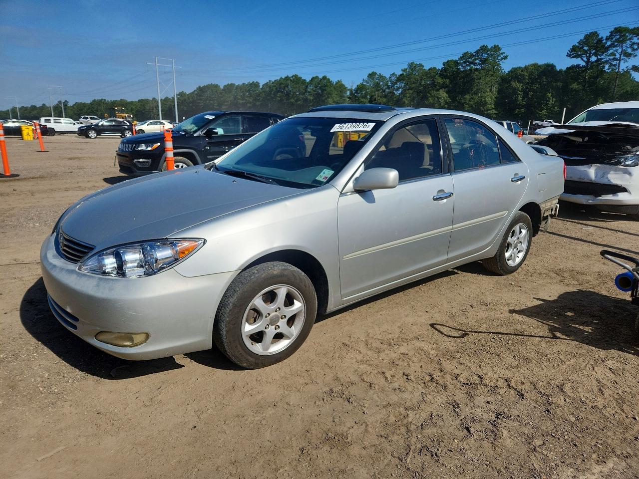 Salvage Toyota Camry Image