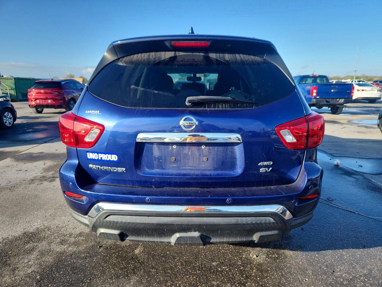 Nissan Pathfinder Sv