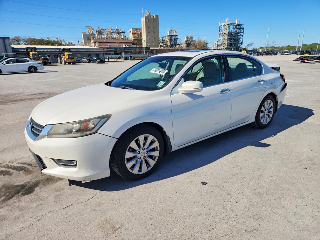 Salvage Honda Accord Image