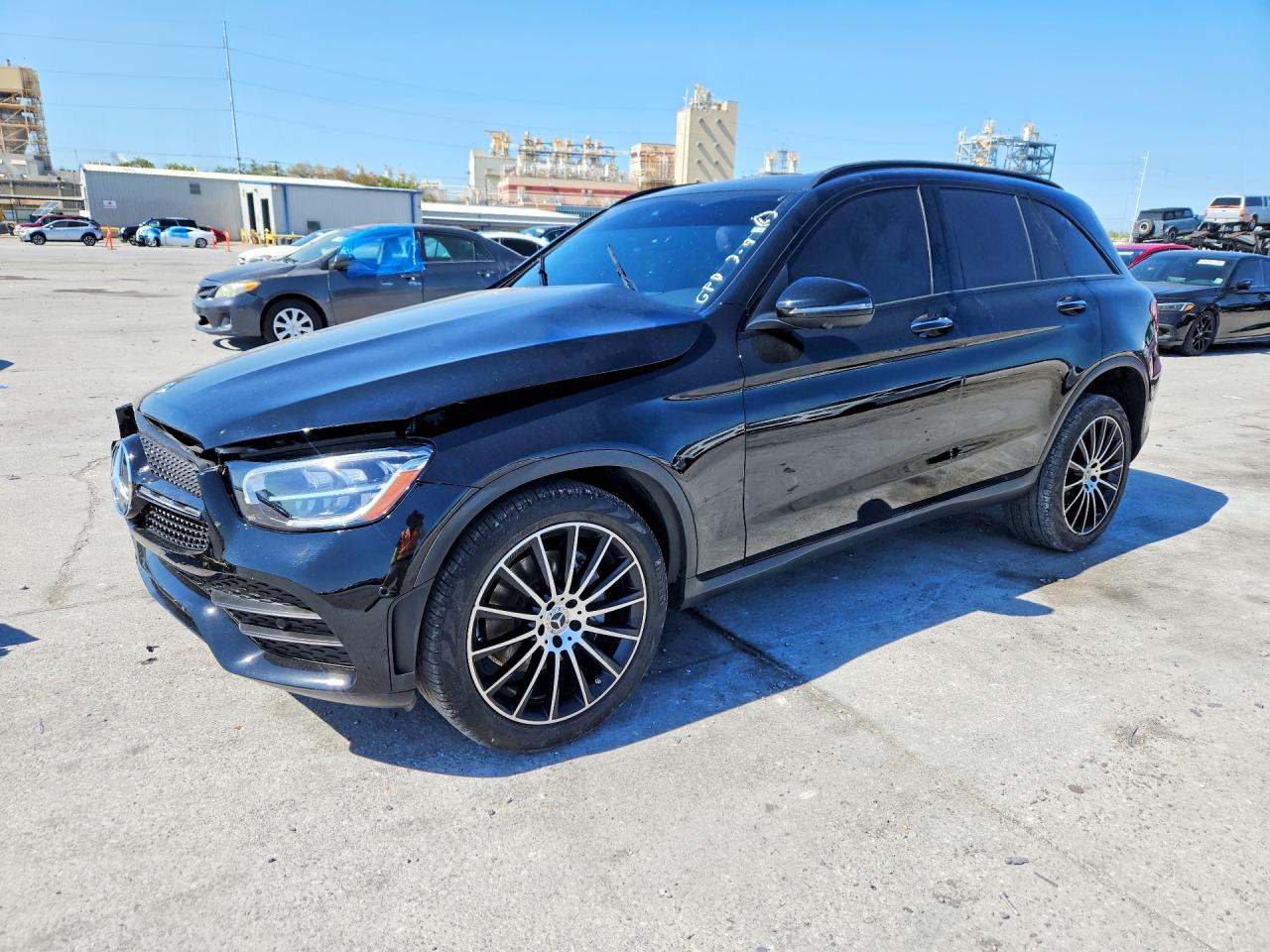 Salvage Mercedes-Benz GLC Image