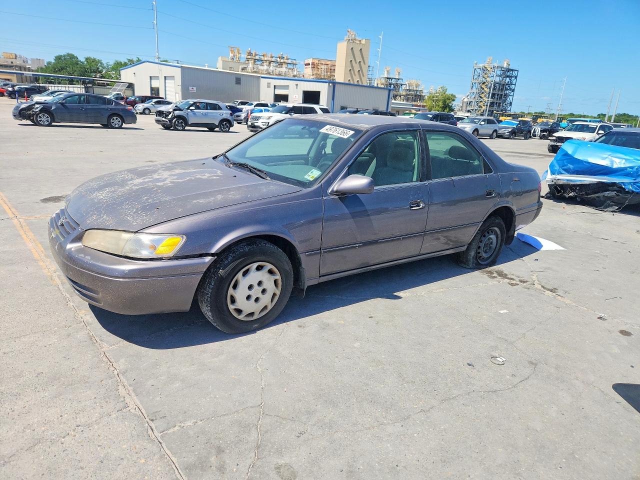 Salvage Toyota Camry Image