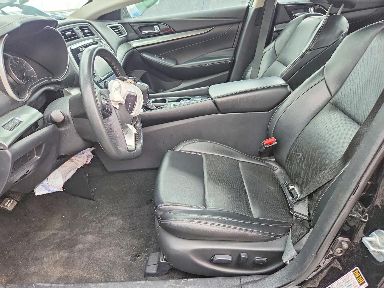 Nissan Maxima Sv