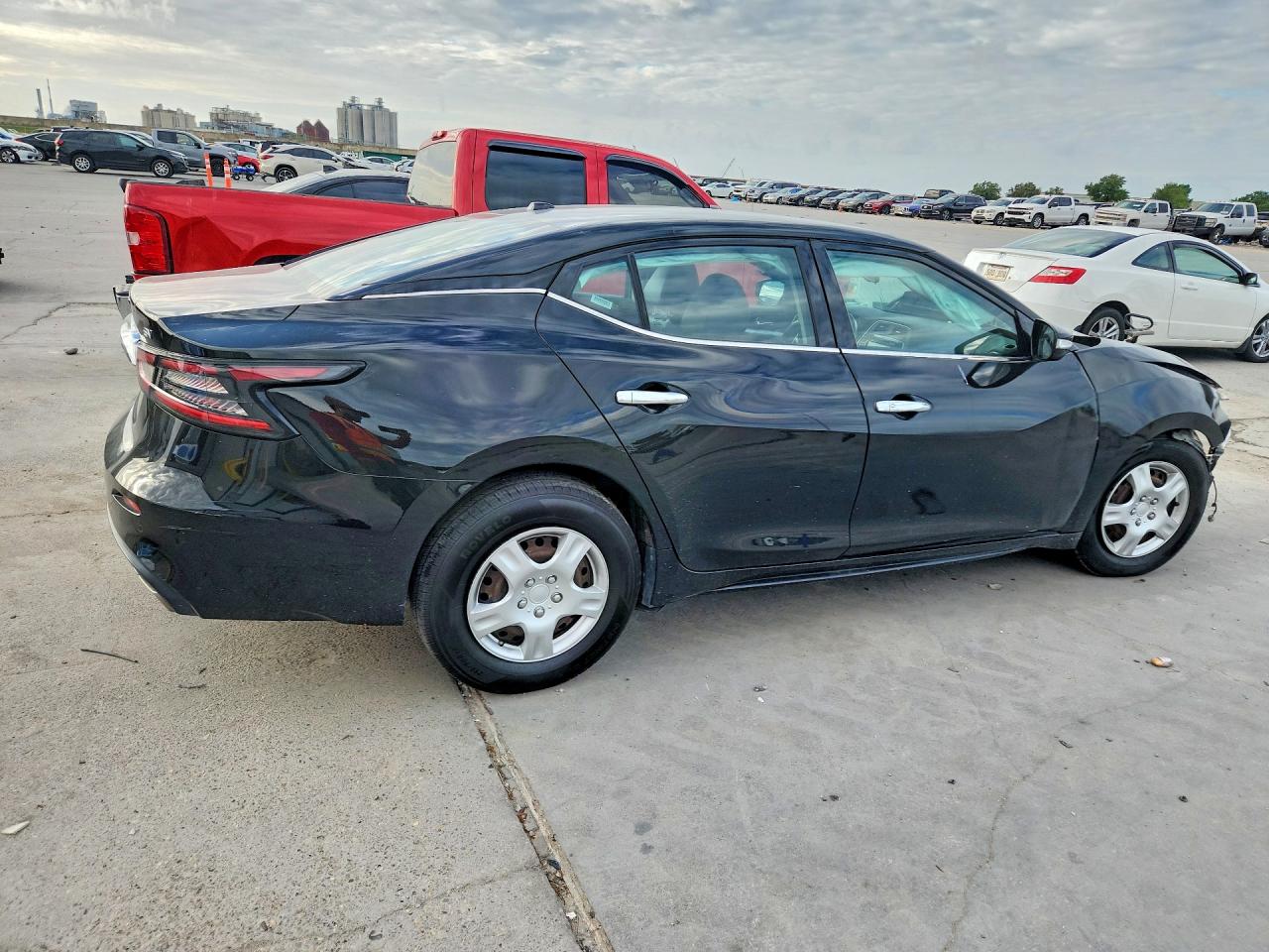 Nissan Maxima Sv