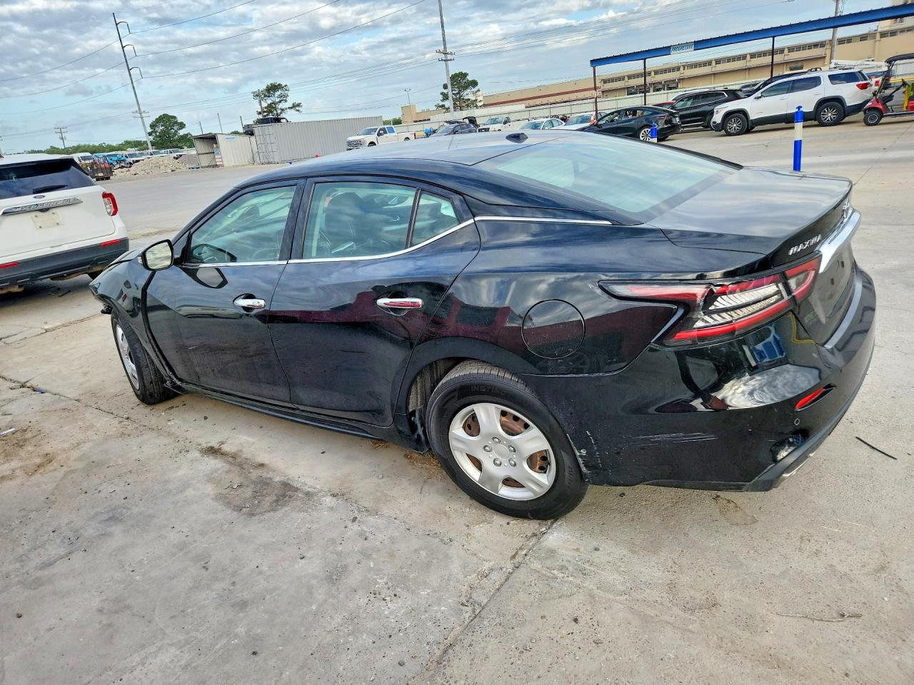 Nissan Maxima Sv