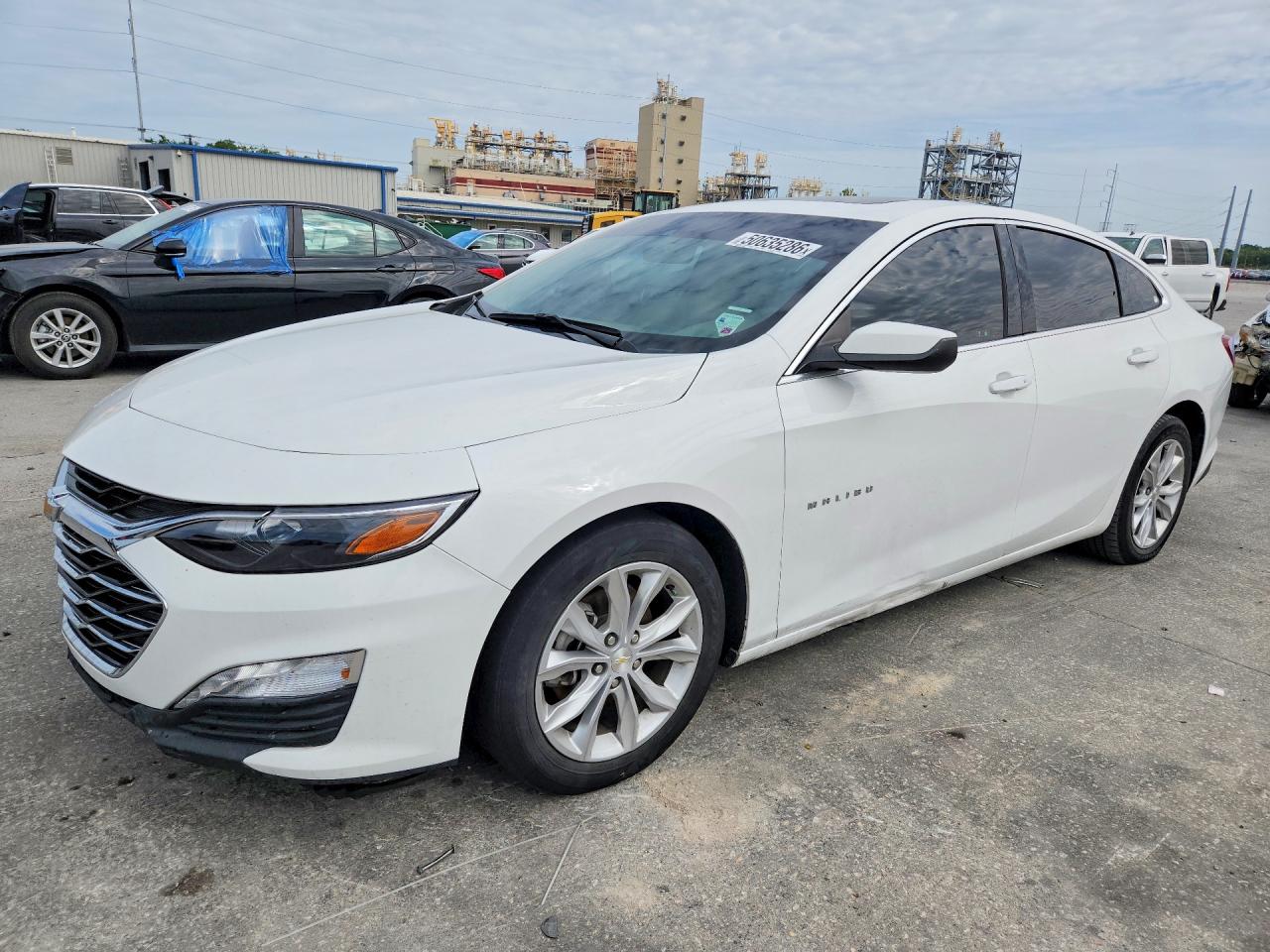 Salvage Chevrolet Malibu Image