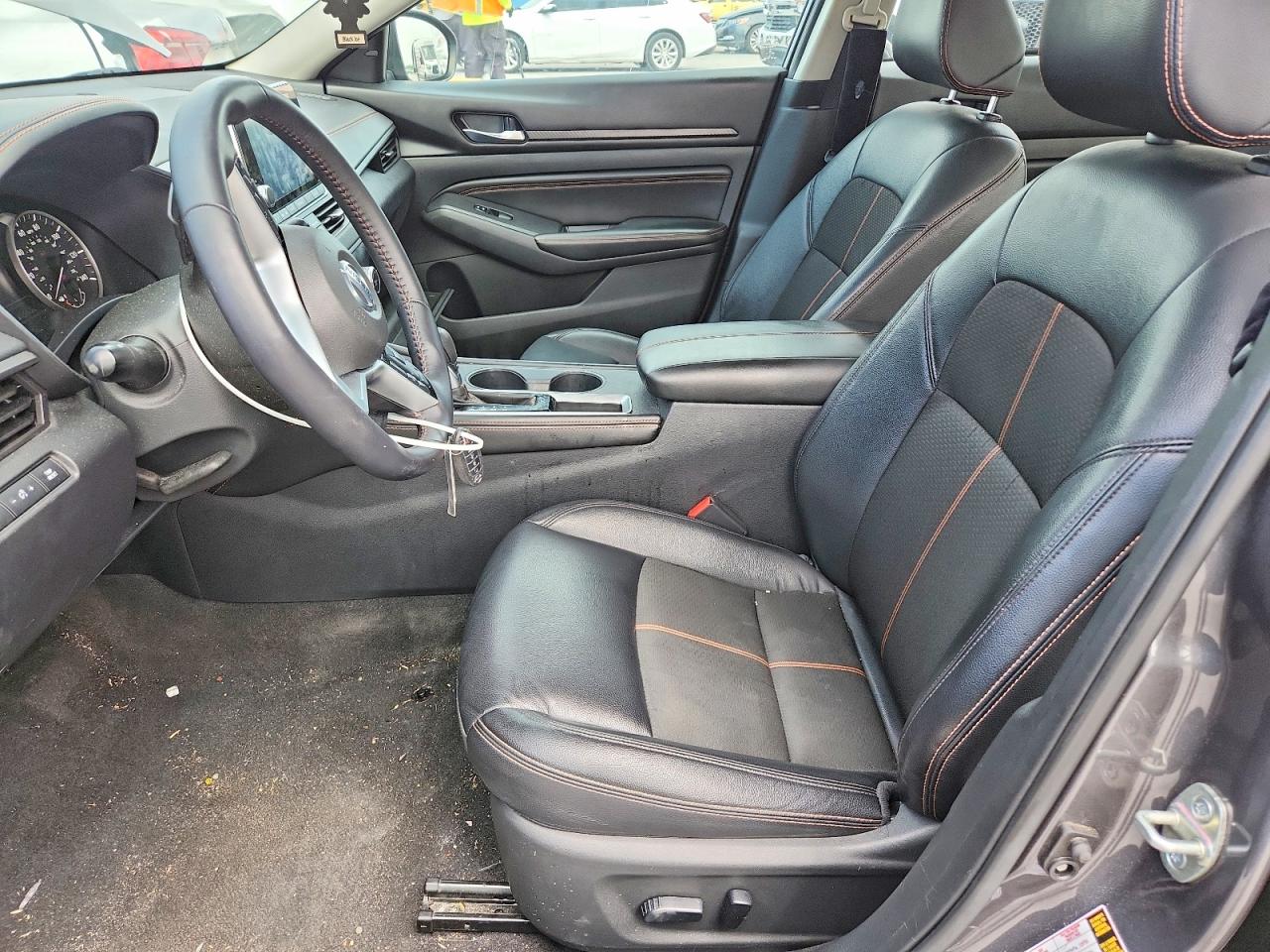 Nissan Altima Sr