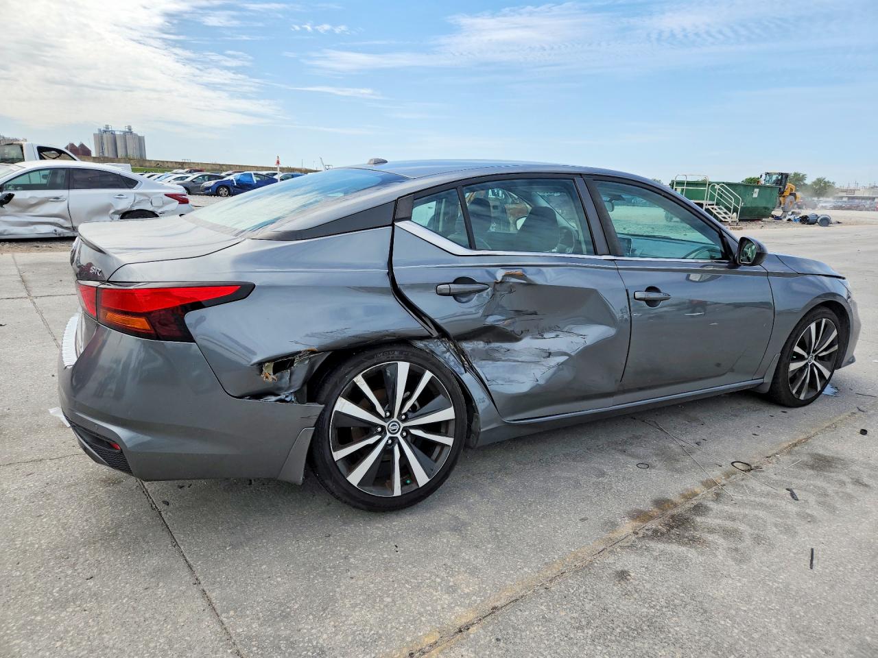 Nissan Altima Sr