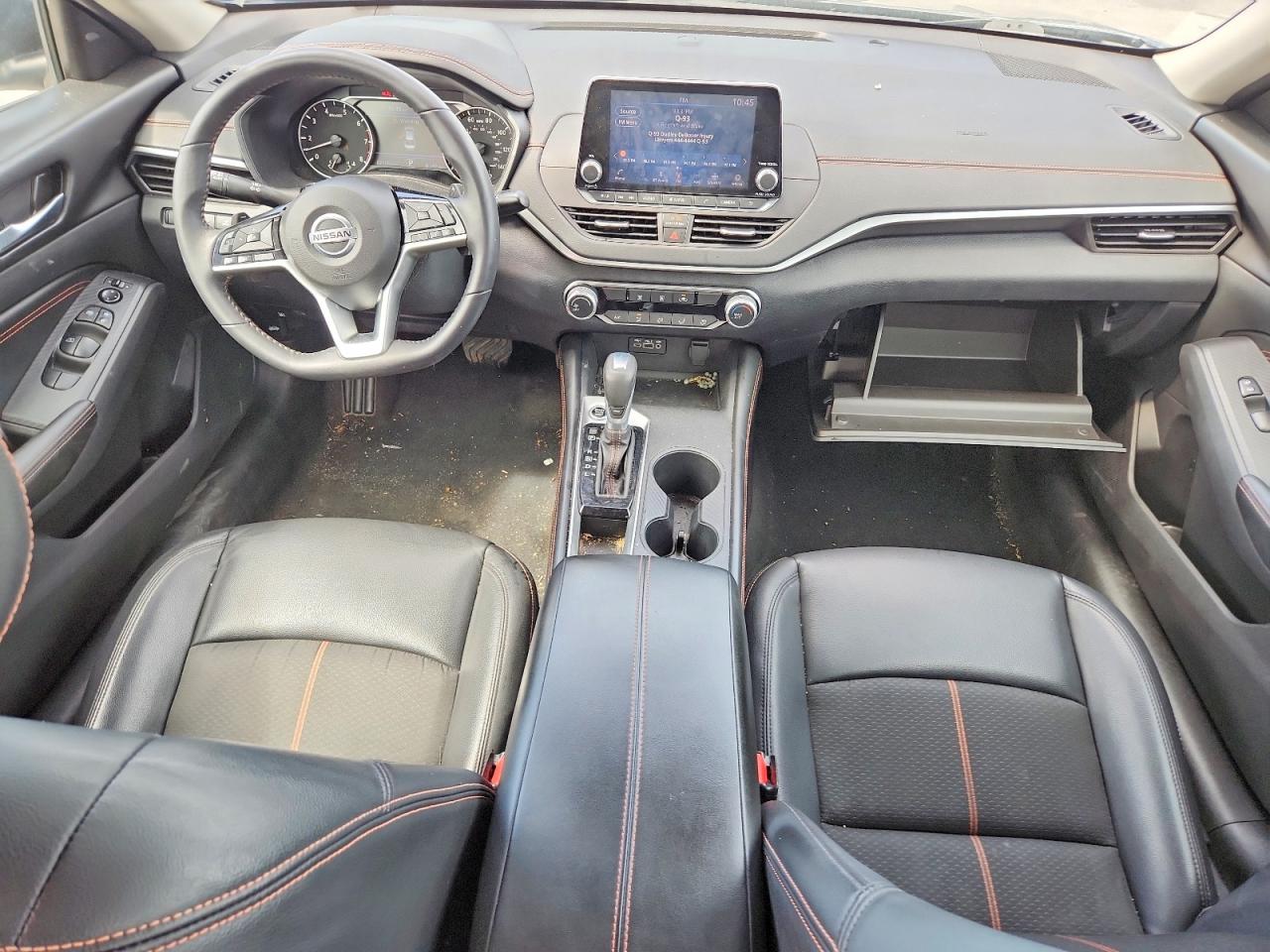 Nissan Altima Sr