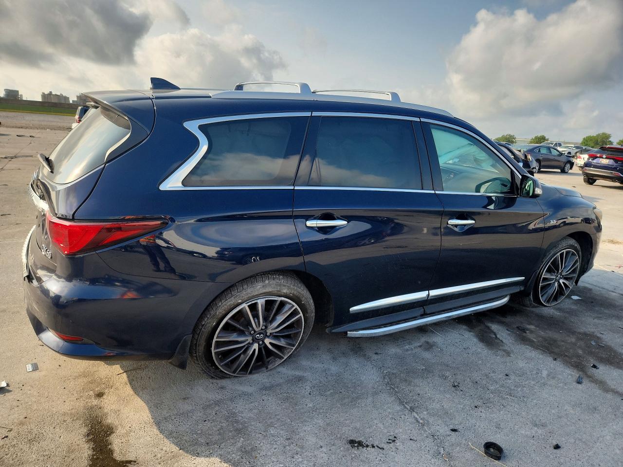 INFINITI Qx Base