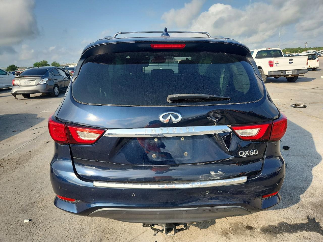 INFINITI Qx Base