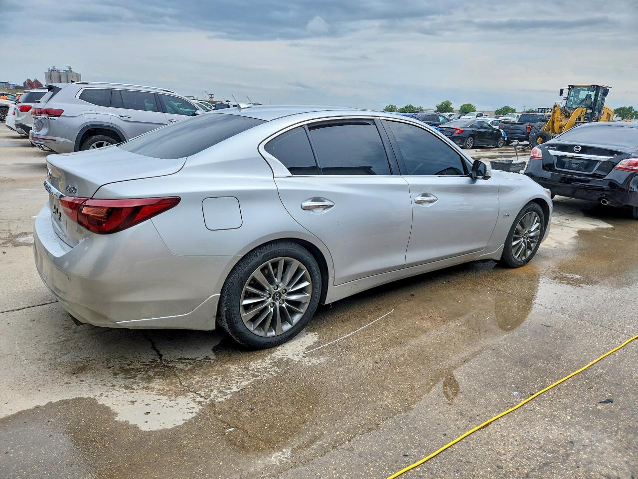 INFINITI Q50 3.0t Luxe