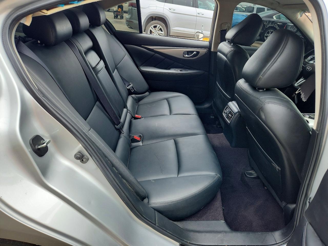 INFINITI Q50 3.0t Luxe