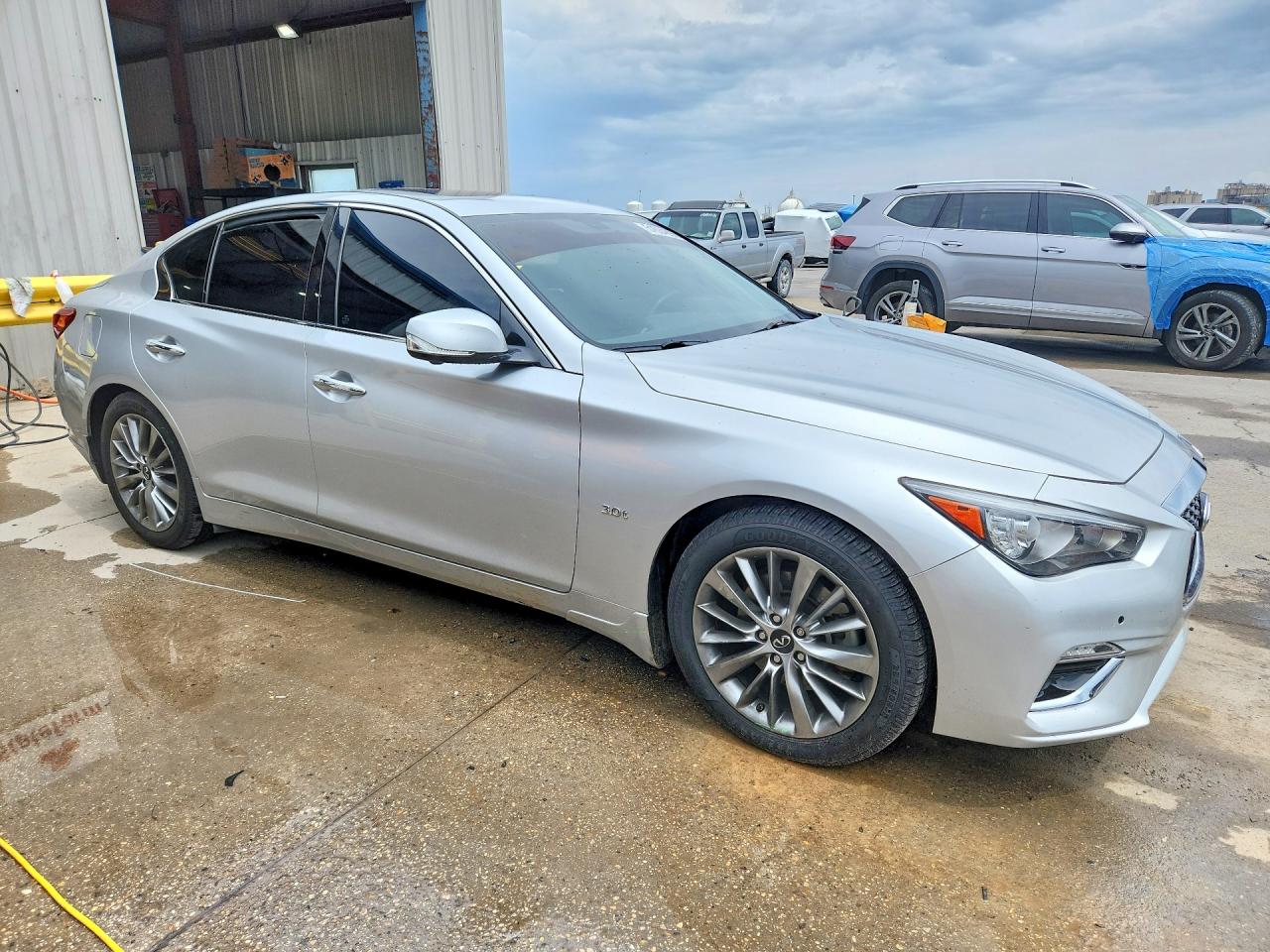 INFINITI Q50 3.0t Luxe