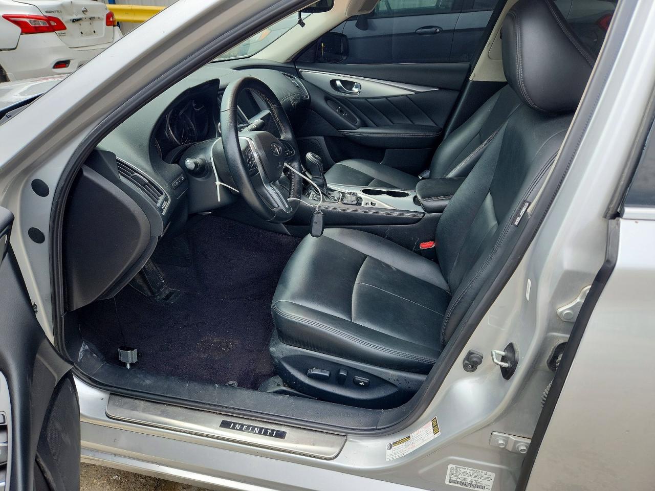 INFINITI Q50 3.0t Luxe