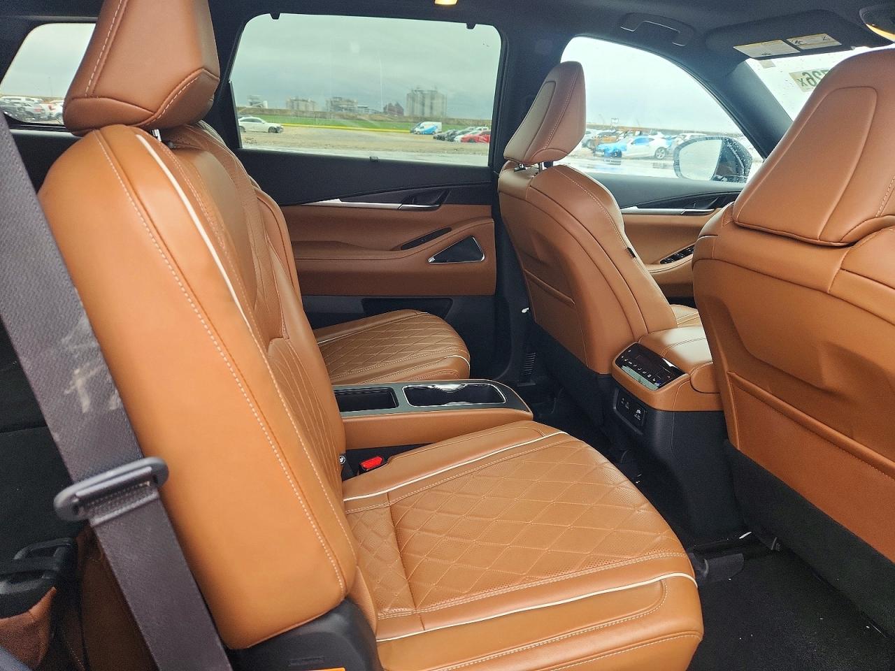 INFINITI Qx Autograph