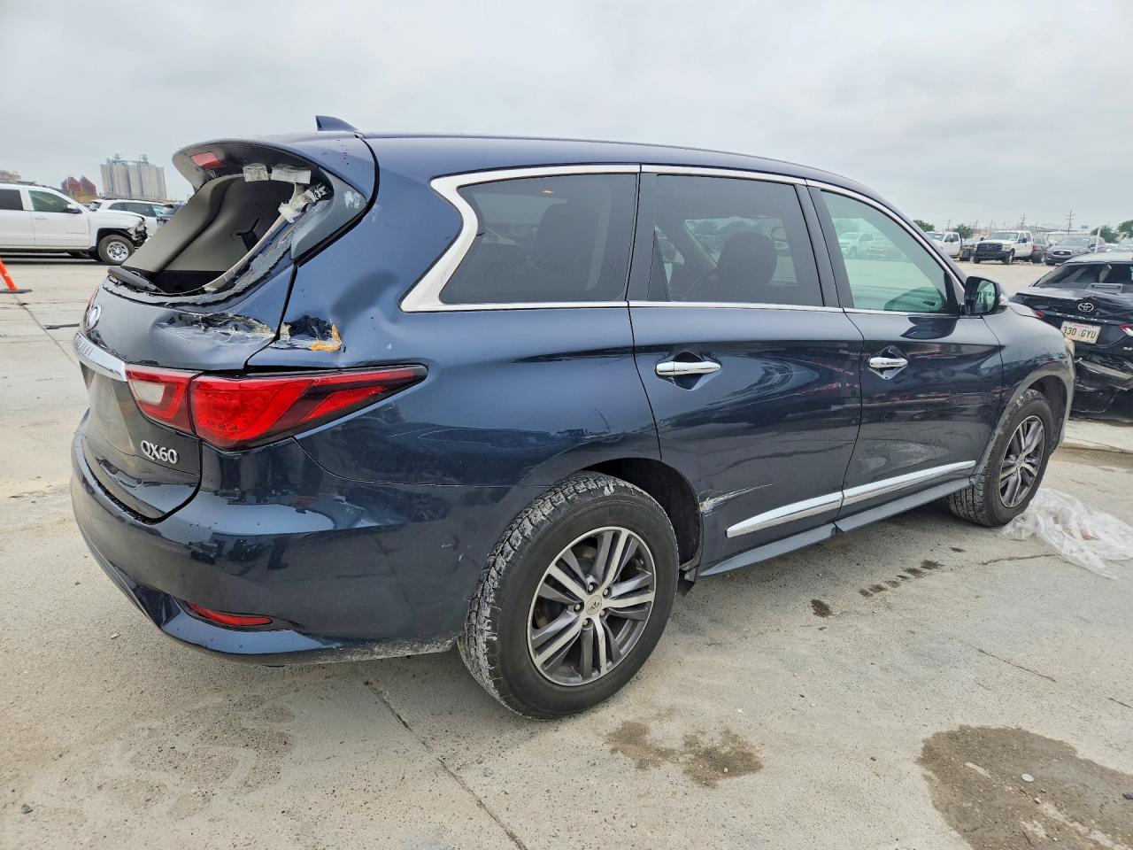 INFINITI Qx Pure