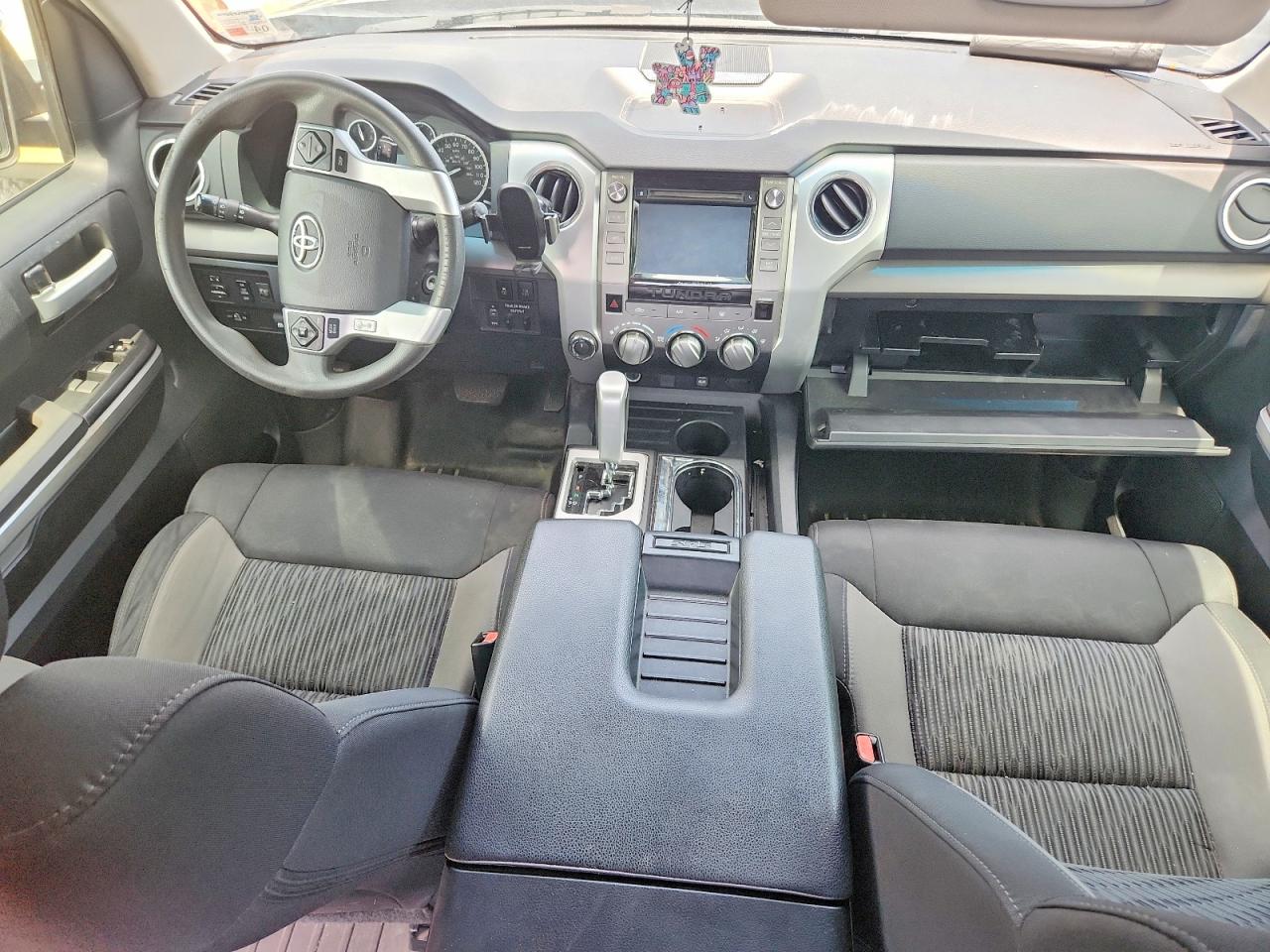 Toyota Tundra Sr5