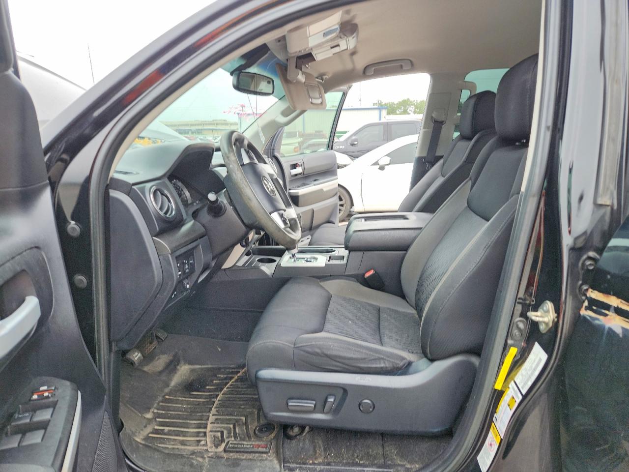 Toyota Tundra Sr5