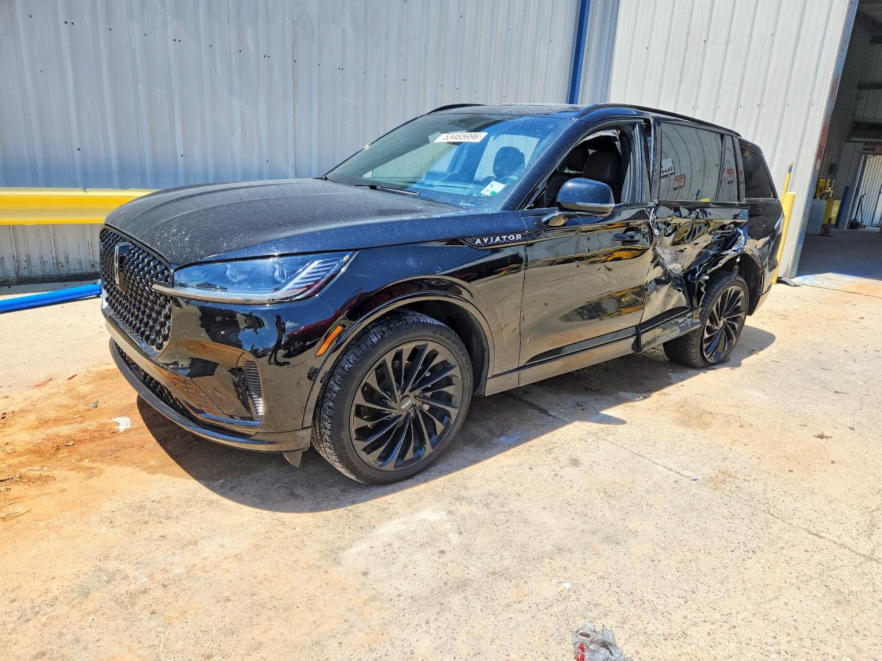 Salvage Lincoln Aviator Image