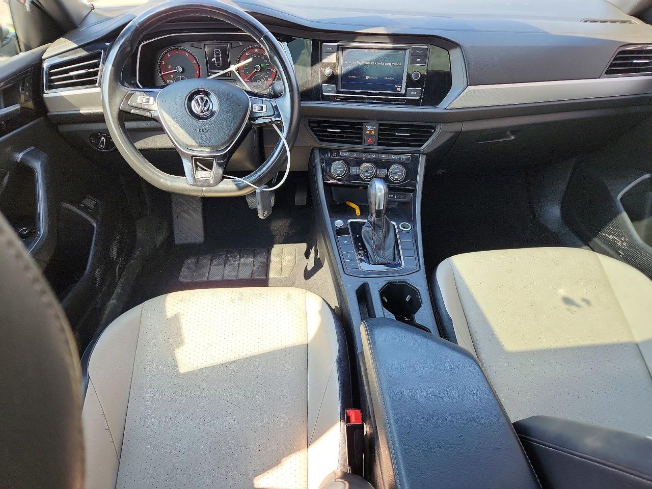 Volkswagen Jetta S