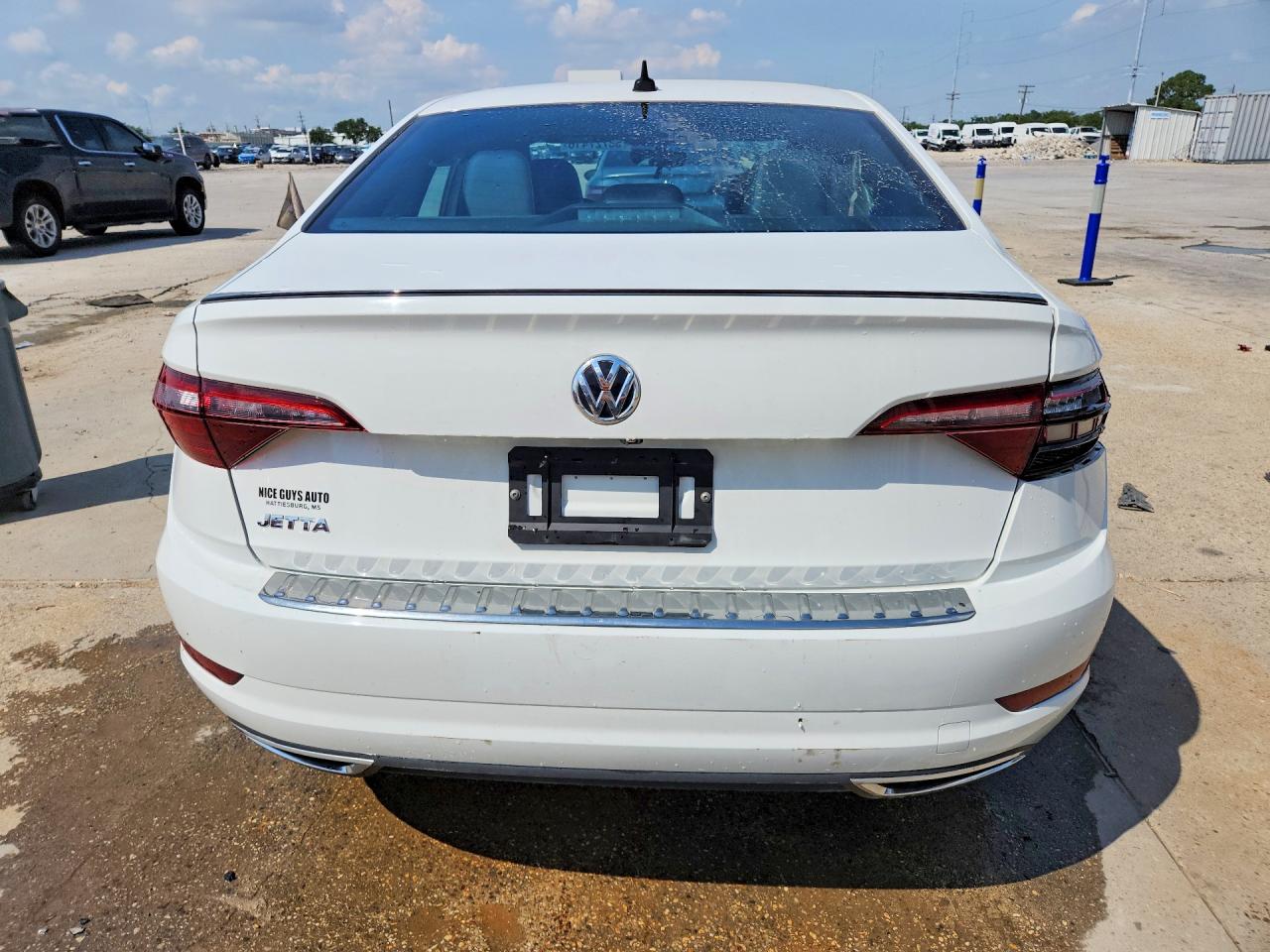 Volkswagen Jetta S