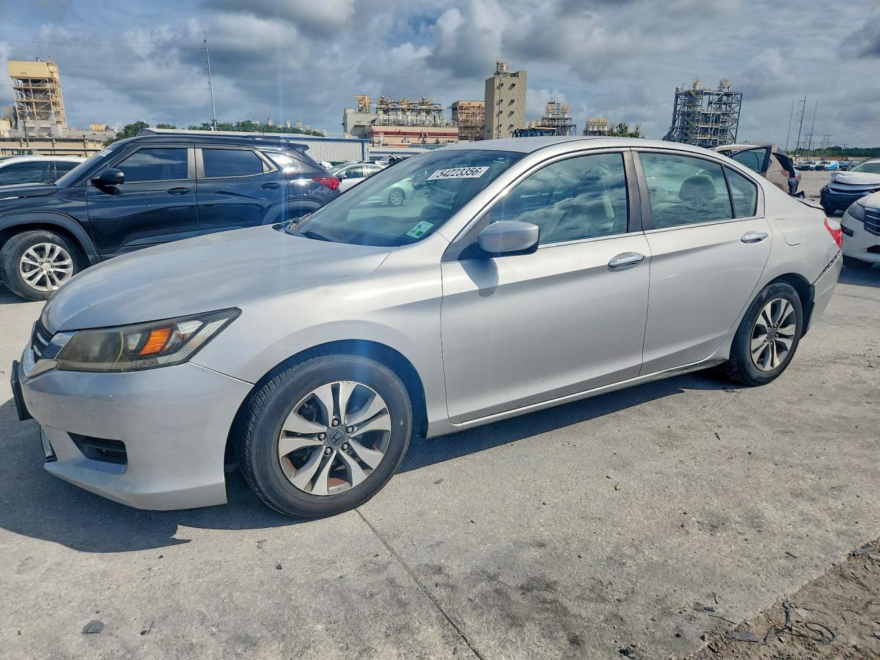 Salvage Honda Accord Image