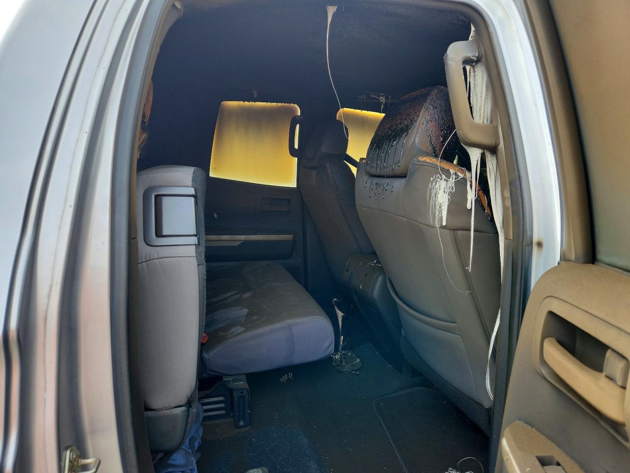 Toyota Tundra Sr5