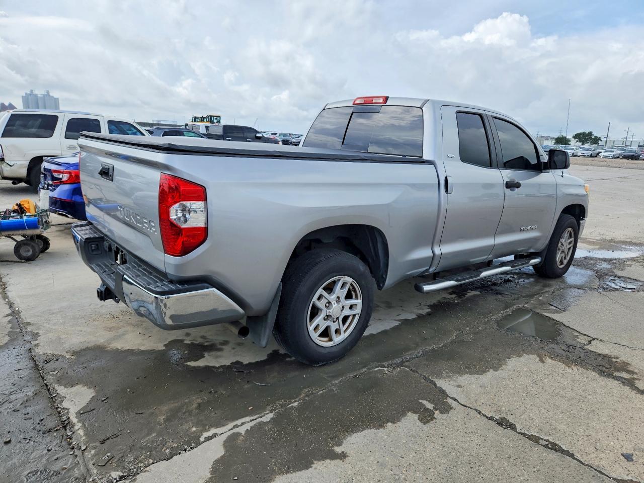 Toyota Tundra Sr5