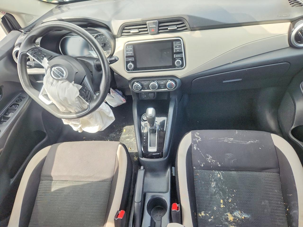 Nissan Versa Sv