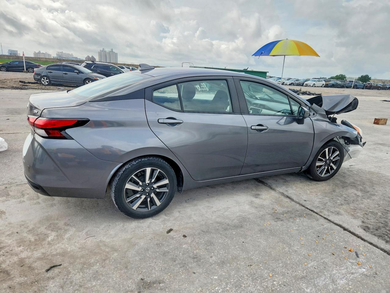 Nissan Versa Sv