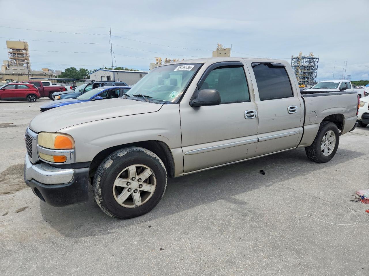 Salvage GMC Sierra Image