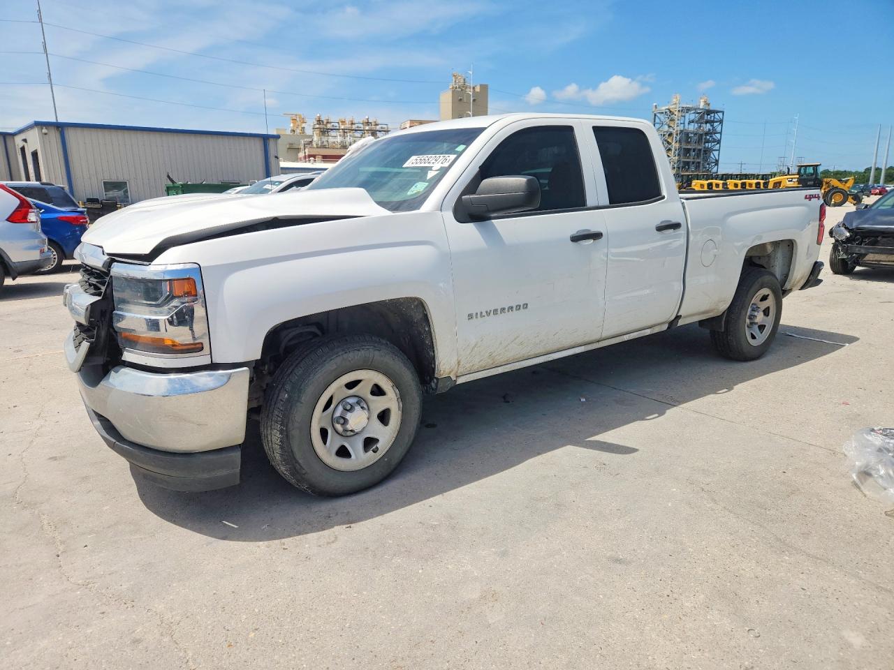 Salvage Chevrolet Silverado Image