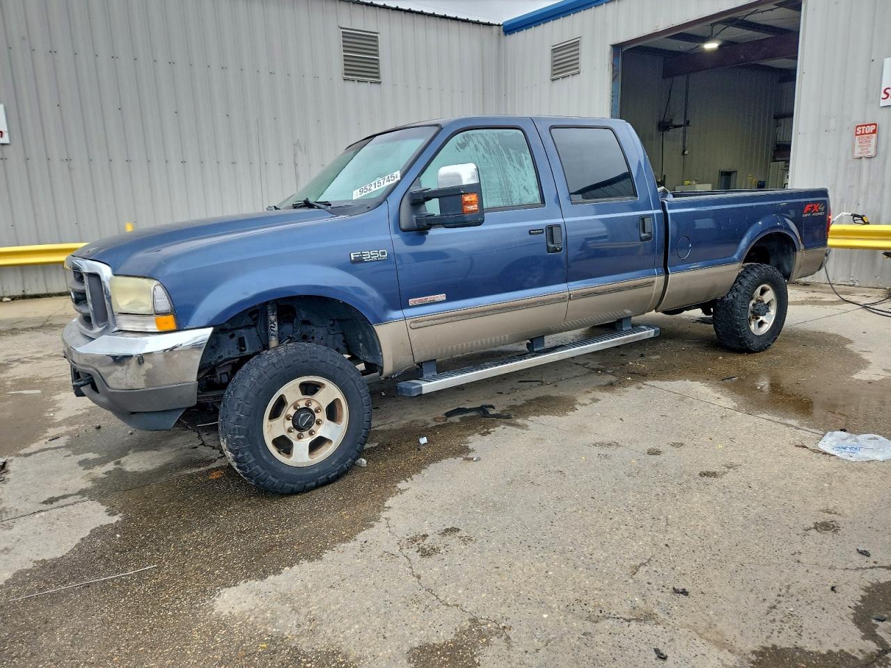Salvage Ford F-350 Image