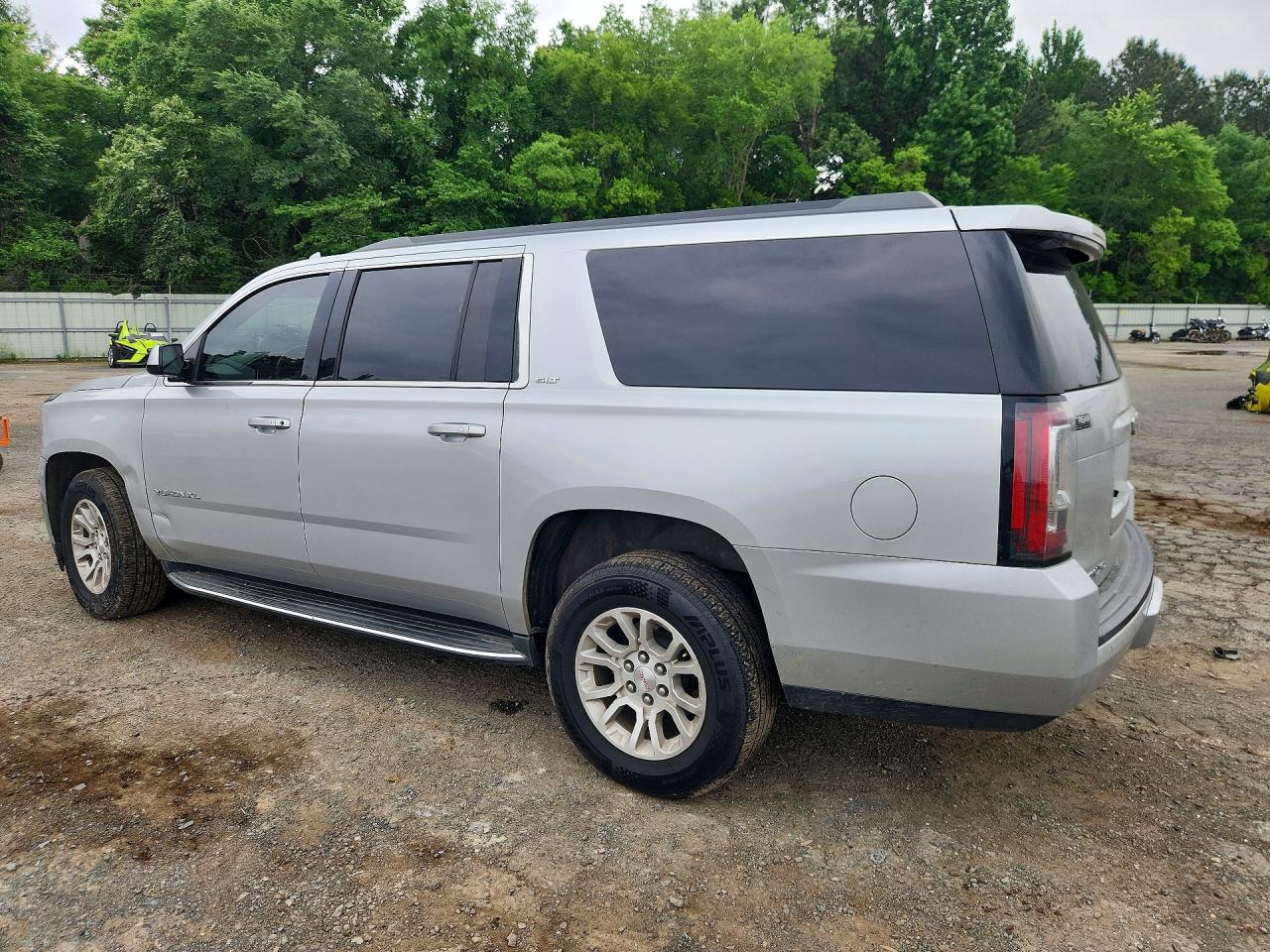 GMC Yukon K1500 Slt