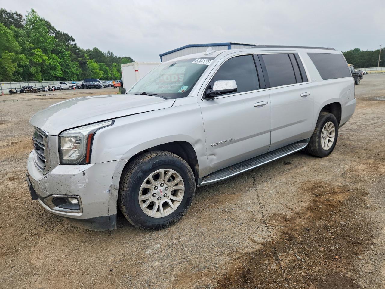 Salvage GMC Yukon Image