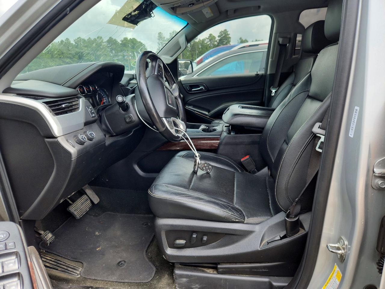 GMC Yukon K1500 Slt