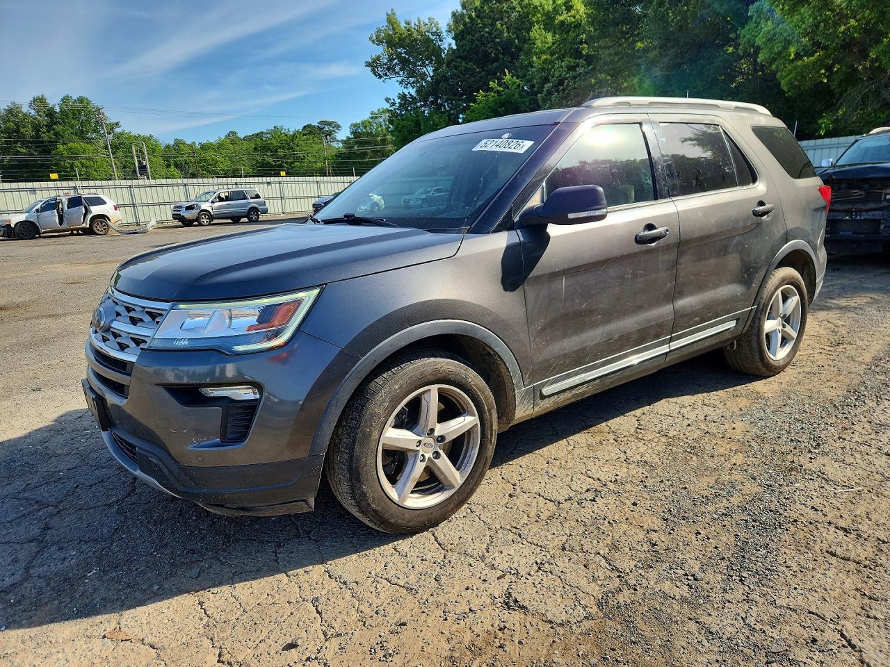 Salvage Ford Explorer Image