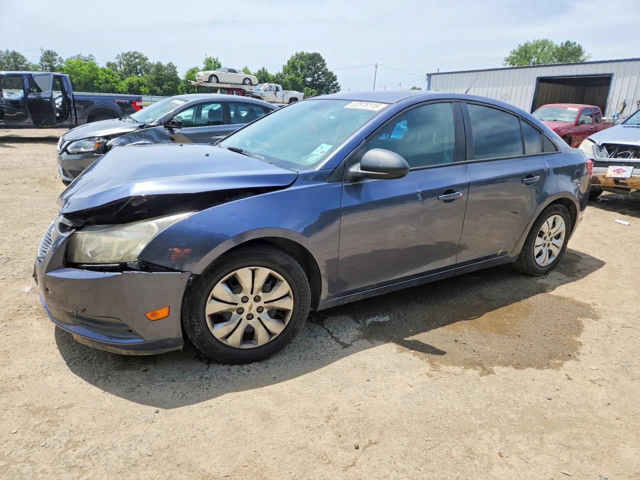 Salvage Chevrolet Cruze Image