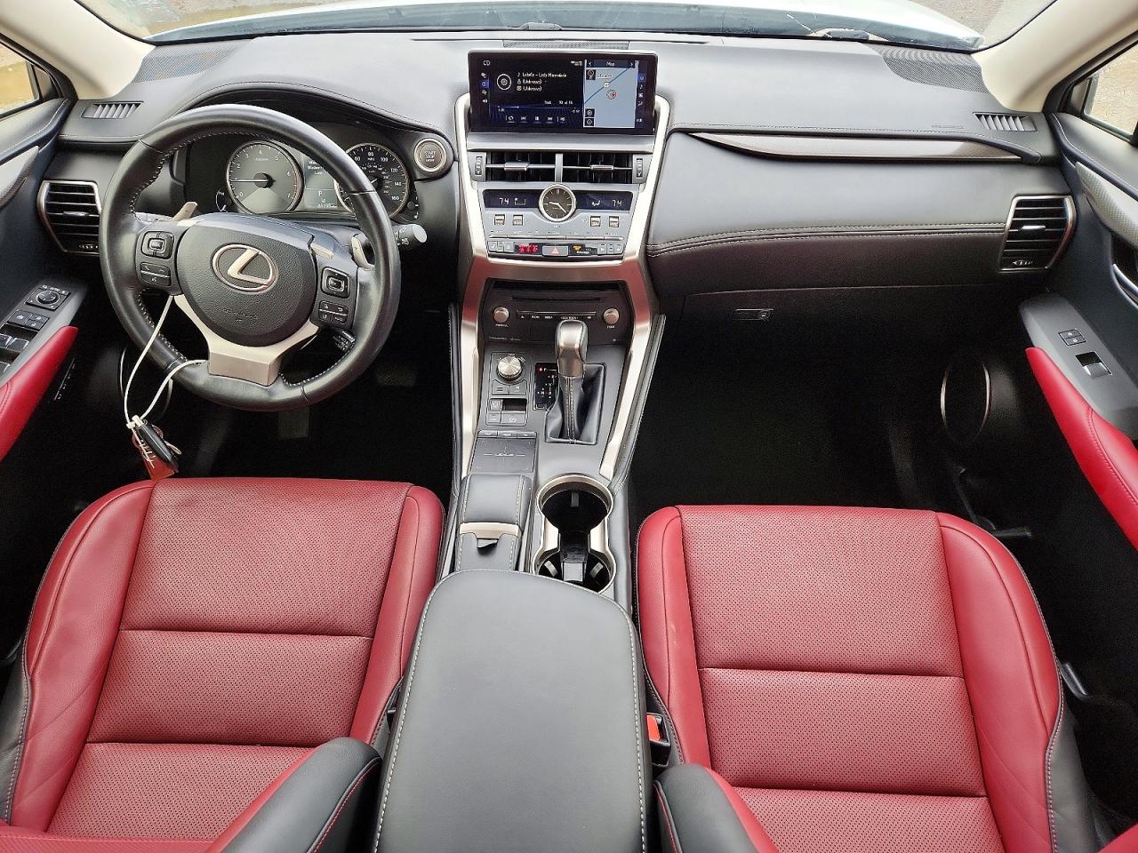 Lexus NX 300