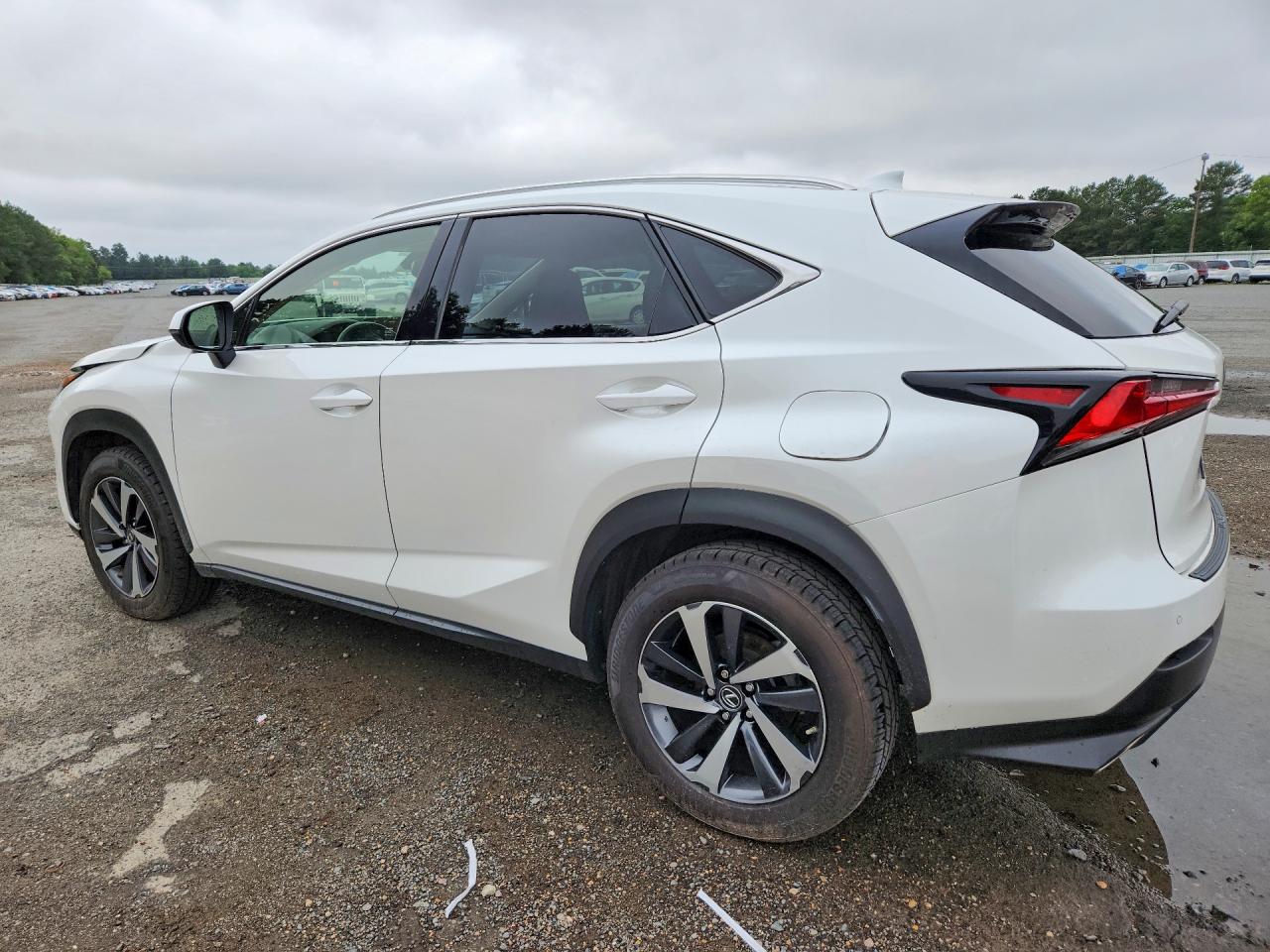 Lexus NX 300
