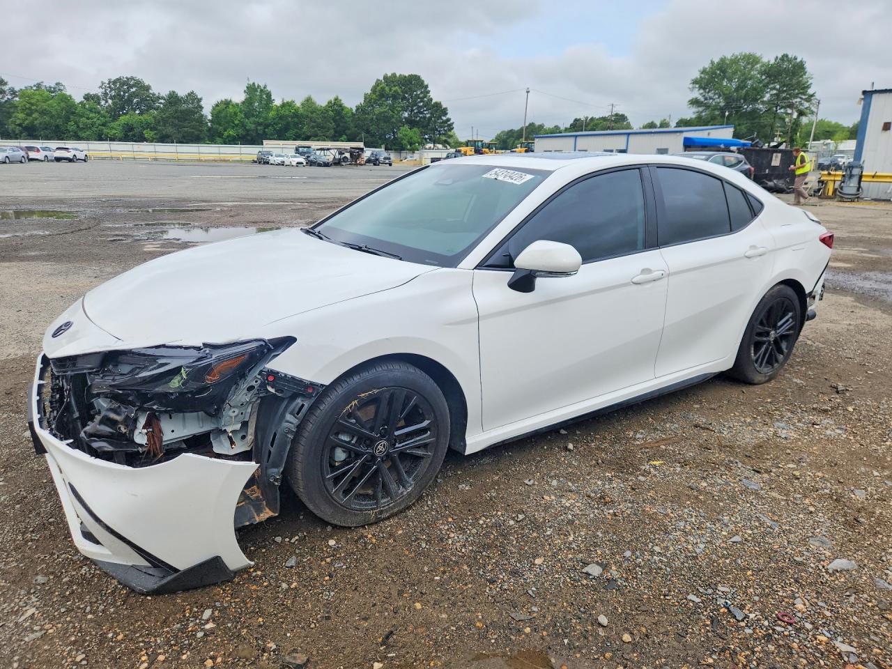 Salvage Toyota Camry Image