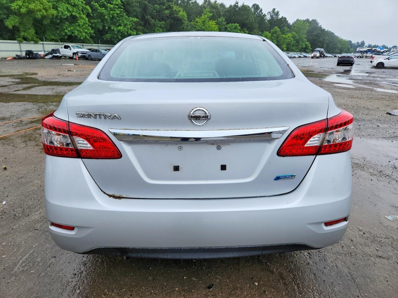Nissan Sentra S